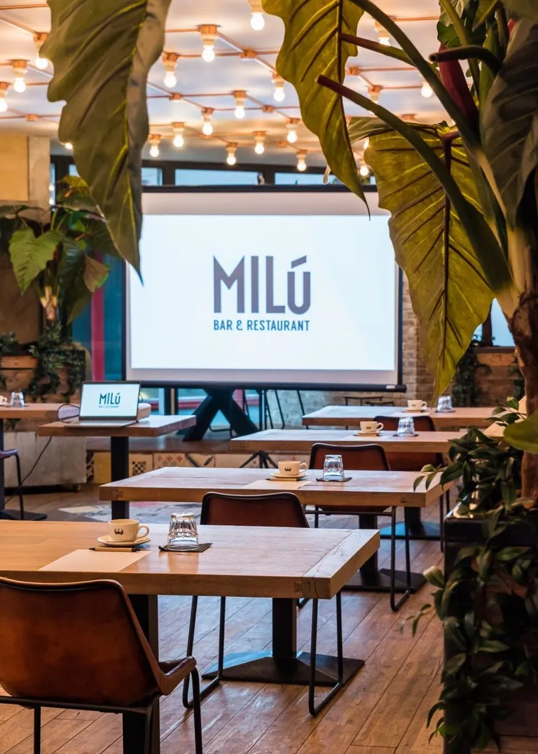 Milú & Suzie Q